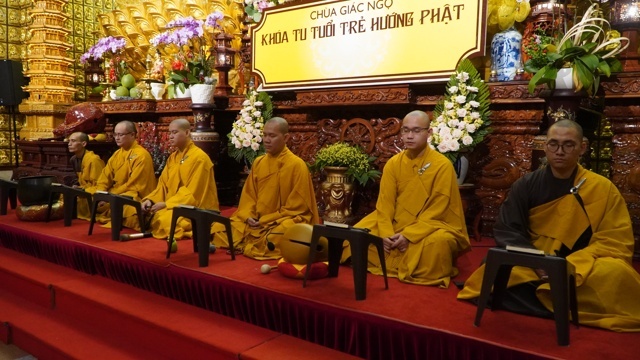 Tuổi Trẻ Hướng Phật:  Nuôi Dưỡng và Phát Triển Hạt Giống Trí Tuệ
