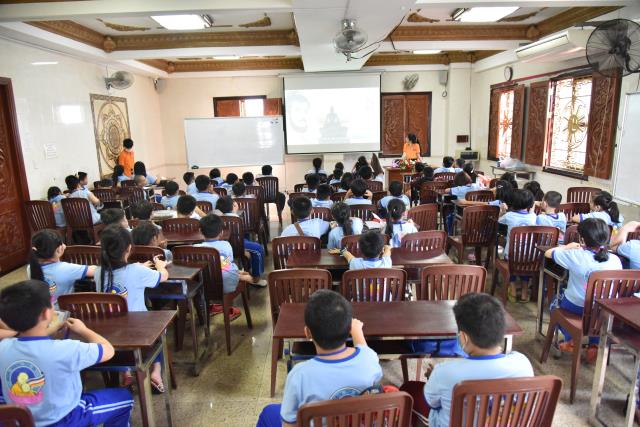 Chơi vui, học tốt trong khóa tu Búp Sen Từ Bi
