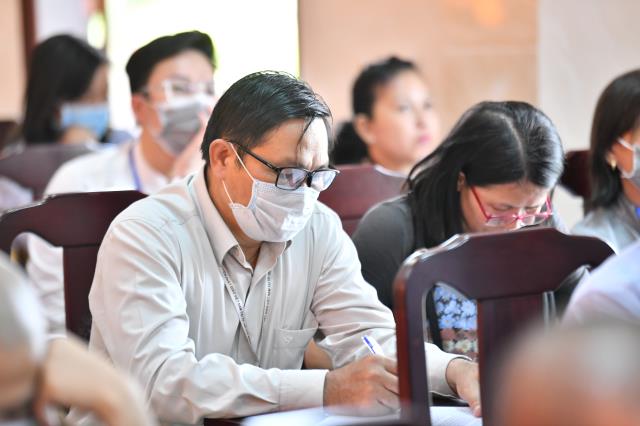 Phiên làm việc của 05 tiểu ban trong Hội thảo &#039;Phật giáo vùng Nam bộ: Sự hình thành và phát triển&quot;