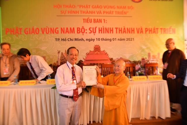 Phiên làm việc của 05 tiểu ban trong Hội thảo &#039;Phật giáo vùng Nam bộ: Sự hình thành và phát triển&quot;
