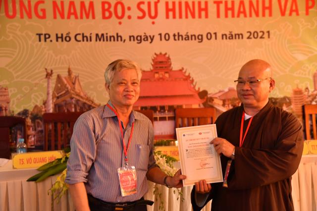 Phiên làm việc của 05 tiểu ban trong Hội thảo &#039;Phật giáo vùng Nam bộ: Sự hình thành và phát triển&quot;