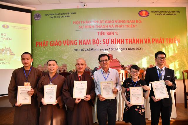Phiên làm việc của 05 tiểu ban trong Hội thảo &#039;Phật giáo vùng Nam bộ: Sự hình thành và phát triển&quot;