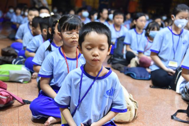 Chơi vui, học tốt trong khóa tu Búp Sen Từ Bi