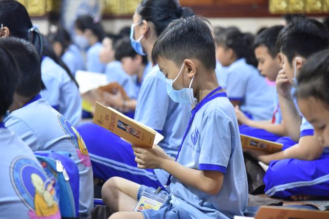 Chơi vui, học tốt trong khóa tu Búp Sen Từ Bi