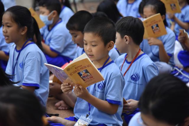Chơi vui, học tốt trong khóa tu Búp Sen Từ Bi