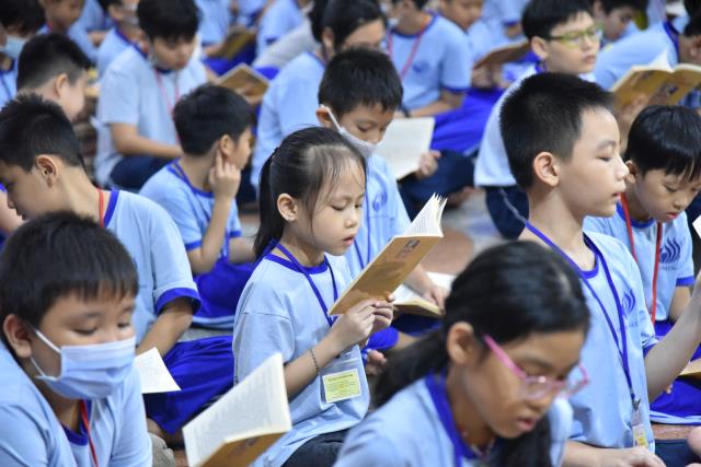 Chơi vui, học tốt trong khóa tu Búp Sen Từ Bi