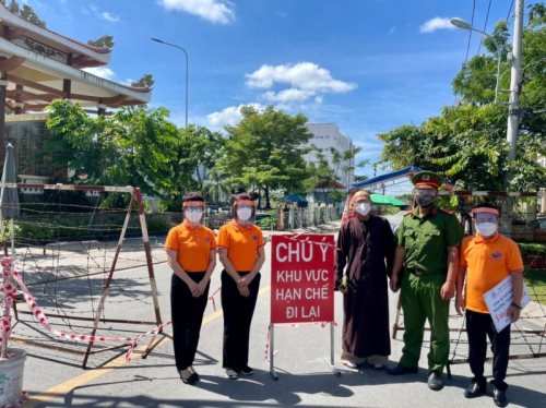 Quỹ ĐPNN Chia Sẻ 10 Tấn Gạo Và 10 Tấn Khoai Với Người Dân Quận Gò Vấp Và Quận 12 Trong Thời Gian Giãn Cách Xã Hội Do Dịch Covid-19