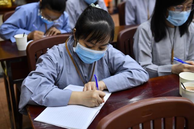 TT. Nhật Từ giải đáp thắc mắc của các hành giả “xuất gia gieo duyên”