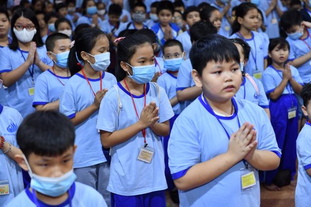 Khóa tu Búp Sen Từ Bi: Những bài đạo đức nhỏ góp nhặt nên nhân cách lớn