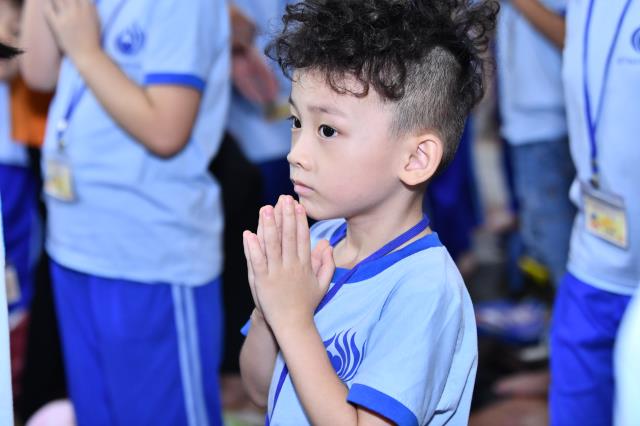 Khóa tu Búp Sen Từ Bi: Những bài đạo đức nhỏ góp nhặt nên nhân cách lớn