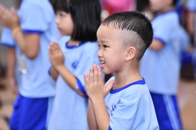 Khóa tu Búp Sen Từ Bi: Những bài đạo đức nhỏ góp nhặt nên nhân cách lớn