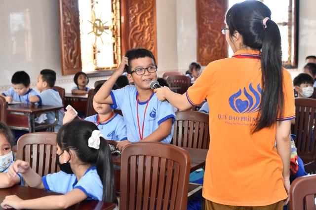 Khóa tu Búp Sen Từ Bi: Những bài đạo đức nhỏ góp nhặt nên nhân cách lớn