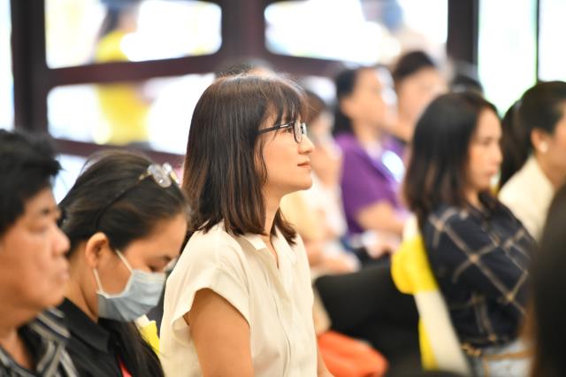 TT. Nhật Từ thuyết giảng về “Mê tín trong kinh doanh” trong chương trình Cà Phê Doanh Nhân của Quận Bình Thạnh