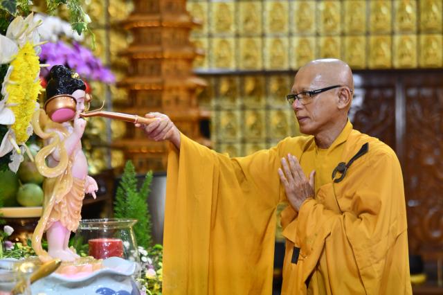 Chùa Giác Ngộ: Trang nghiêm nghi thức tắm Phật nhân Lễ Phật đản PL.2565 - DL.2021