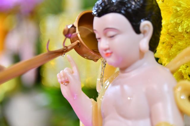Chùa Giác Ngộ: Trang nghiêm nghi thức tắm Phật nhân Lễ Phật đản PL.2565 - DL.2021