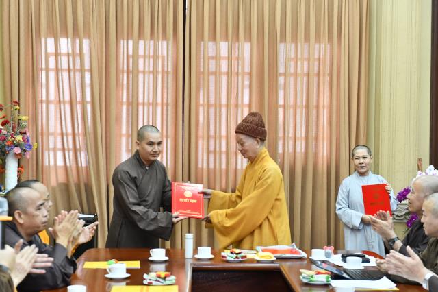 HVPGVN tại TP.HCM: Chuẩn bị tuyển sinh Cử nhân Phật học năm 2021 và bổ sung nhân sự mới