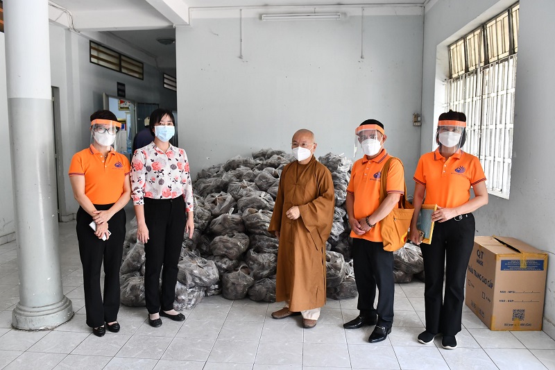 Tổng Kết Chương Trình San Sẻ Yêu Thương - Tiếp Sức Người Khó Khăn Vượt Qua Đại Dịch Covid-19 (C275)