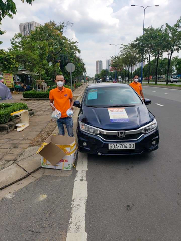 Gần 300 phần thuốc được mang đi cứu người