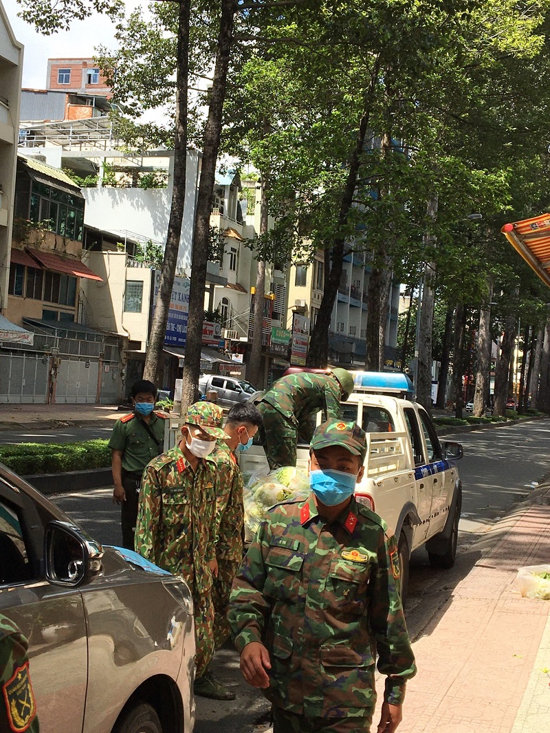 Chùa Giác Ngộ Mua "Giải Cứu" 70 Tấn Bắp Cải, Tiếp Sức Cho Người Dân Trong Mùa “Bão Covid-19”