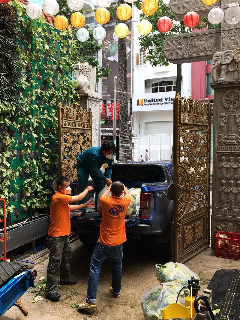 Chùa Giác Ngộ Mua "Giải Cứu" 70 Tấn Bắp Cải, Tiếp Sức Cho Người Dân Trong Mùa “Bão Covid-19”