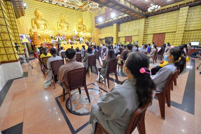 Kỷ lục: Hơn 2.400 người tham dự lễ quy y Tam bảo do chùa Giác Ngộ tổ chức