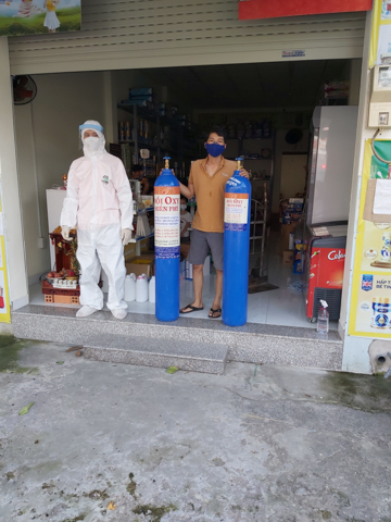 Giúp khoảng 255 người kéo dài sự sống từ các bình oxy miễn phí của chùa Giác Ngộ