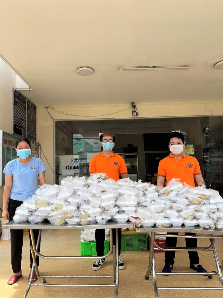 Tổng Kết Chương Trình San Sẻ Yêu Thương - Tiếp Sức Người Khó Khăn Vượt Qua Đại Dịch Covid-19 (C275)