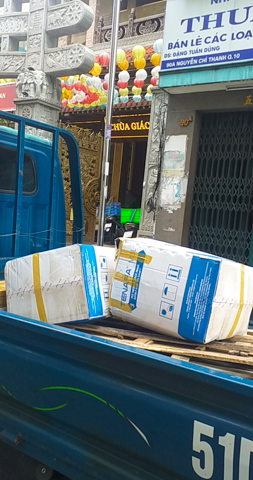 Gần 300 phần thuốc được mang đi cứu người