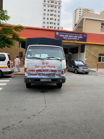 Chương trình “Đổi oxy miễn phí” của chùa Giác Ngộ lại giúp được thêm gần 300 người F0