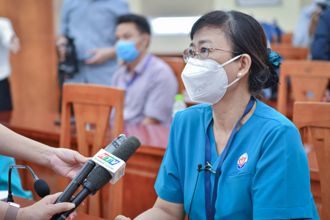 19 tình nguyện viên tôn giáo tham gia lễ xuất quân, hỗ trợ Bệnh viện Điều trị Covid-19 trong đợt 7