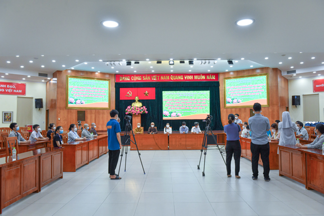 19 tình nguyện viên tôn giáo tham gia lễ xuất quân, hỗ trợ Bệnh viện Điều trị Covid-19 trong đợt 7