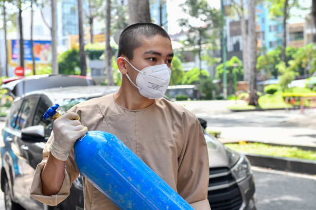 Chương trình “Đổi oxy miễn phí” của chùa Giác Ngộ lại giúp được thêm gần 300 người F0
