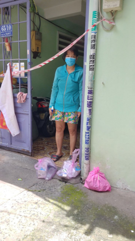 Gần 800 phần thuốc dành cho F0 tầng 1 và tầng 2 là gần 800 ước mong “Hãy thật mạnh khỏe nhé!”