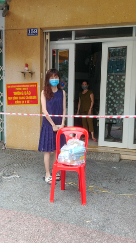 Gần 300 phần thuốc được mang đi cứu người