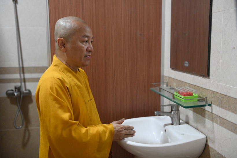 Khu cách ly chùa Quan Âm Đông Hải tiếp nhận 150 F0 trong ngày đầu tiên