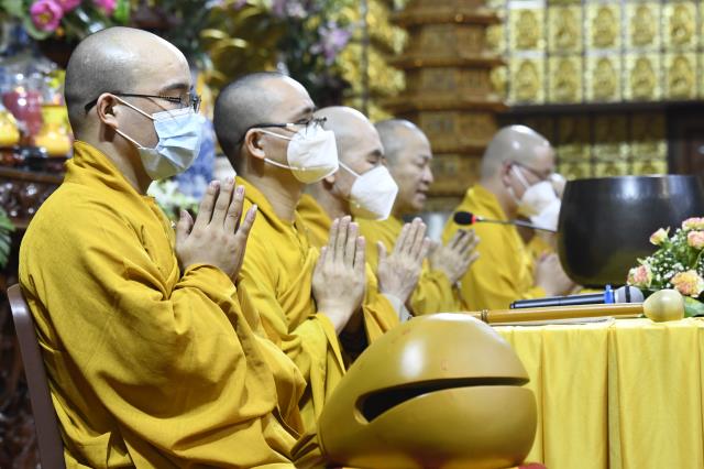 Lễ quy y Tam bảo cuối cùng trong năm 2021: gần 700 thiện nam tín nữ trở thành Phật tử
