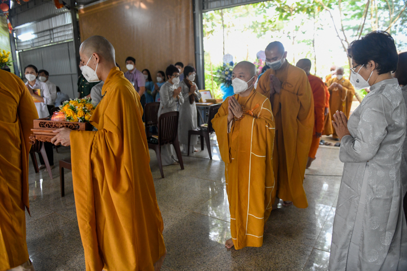 Lễ khánh thành tòa Tăng xá chùa Quan Âm Đông Hải, nơi làm khu cách ly điều trị Covid-19 của thị xã Vĩnh Châu, tỉnh Sóc Trăng