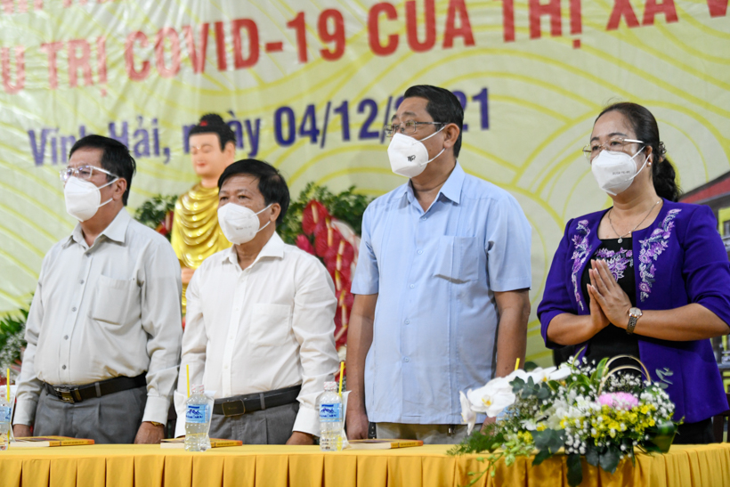 Lễ khánh thành tòa Tăng xá chùa Quan Âm Đông Hải, nơi làm khu cách ly điều trị Covid-19 của thị xã Vĩnh Châu, tỉnh Sóc Trăng