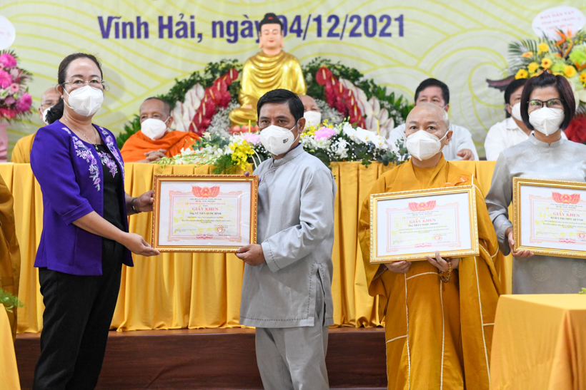 Lễ khánh thành tòa Tăng xá chùa Quan Âm Đông Hải, nơi làm khu cách ly điều trị Covid-19 của thị xã Vĩnh Châu, tỉnh Sóc Trăng