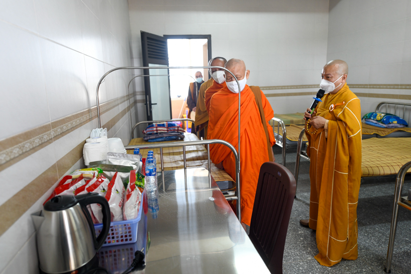 Lễ khánh thành tòa Tăng xá chùa Quan Âm Đông Hải, nơi làm khu cách ly điều trị Covid-19 của thị xã Vĩnh Châu, tỉnh Sóc Trăng