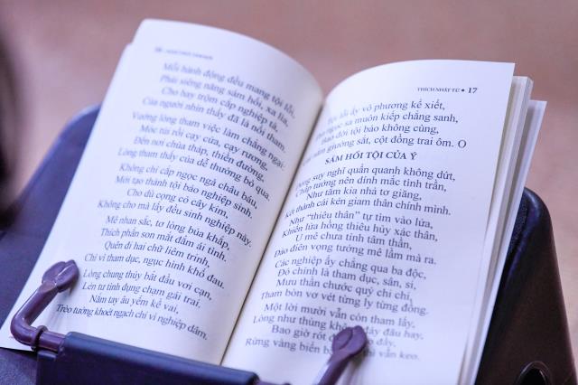 Tội từ tâm khởi, đem tâm sám hối: Lễ sám hối 14 tháng 10 Tân Sửu tại chùa Giác Ngộ