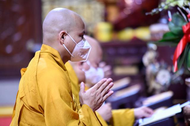 Tội từ tâm khởi, đem tâm sám hối: Lễ sám hối 14 tháng 10 Tân Sửu tại chùa Giác Ngộ