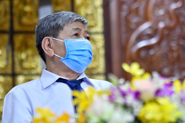 Lễ hằng thuận của chú rể Đình Lợi và cô dâu Hiếu Hòa tại điện Phật chùa Giác Ngộ