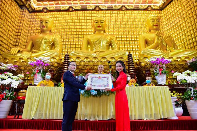 Chắp cánh cho hôn nhân hạnh phúc bằng triết lý nhà Phật