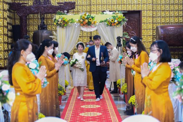 Mở cửa hôn nhân hạnh phúc bằng chiếc “chìa khóa” trong lễ hằng thuận