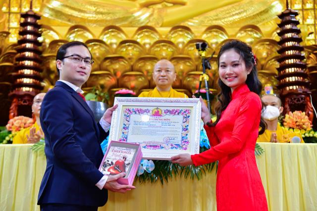 Chắp cánh cho hôn nhân hạnh phúc bằng triết lý nhà Phật