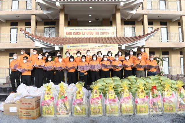 Tổng kết và bàn giao lại khu cách ly điều trị Covid-19 chùa Quan Âm Đông Hải (Quỹ ĐPNN trao tặng quà tết yêu thương năm 2022 tại tỉnh Sóc Trăng)
