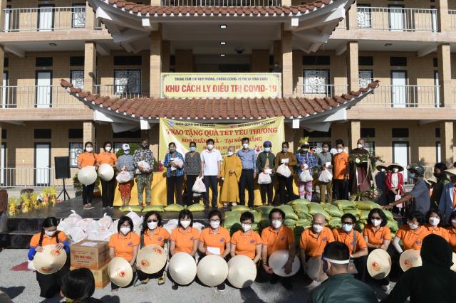 Tổng kết và bàn giao lại khu cách ly điều trị Covid-19 chùa Quan Âm Đông Hải (Quỹ ĐPNN trao tặng quà tết yêu thương năm 2022 tại tỉnh Sóc Trăng)