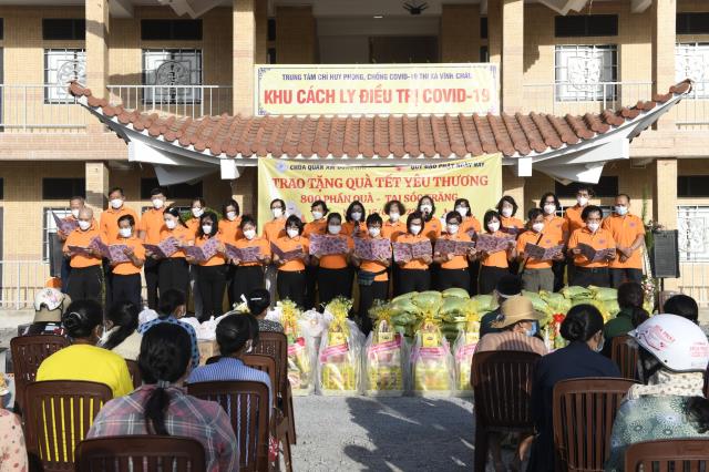 Tổng kết và bàn giao lại khu cách ly điều trị Covid-19 chùa Quan Âm Đông Hải (Quỹ ĐPNN trao tặng quà tết yêu thương năm 2022 tại tỉnh Sóc Trăng)
