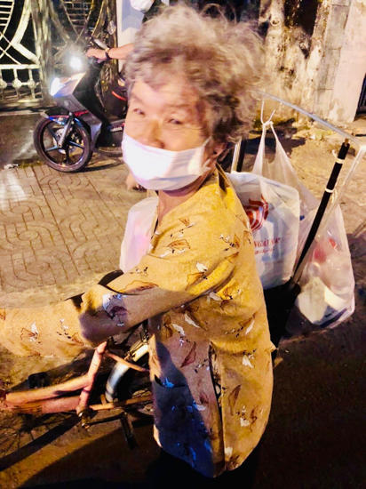 Chùa Giác Ngộ sẻ chia cùng người vô gia cư trong đêm giao thừa